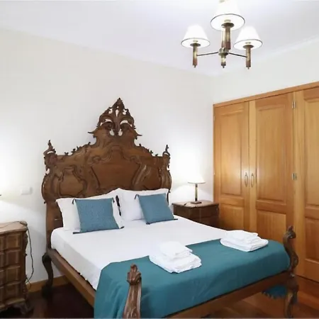 Quarto em Acomodações Particulares Lagos House