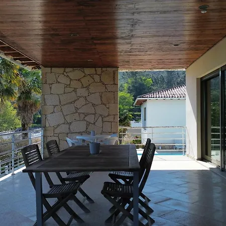 Alloggio in famiglia Lagos House